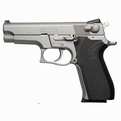 S & W 5906 9 mm Pistol